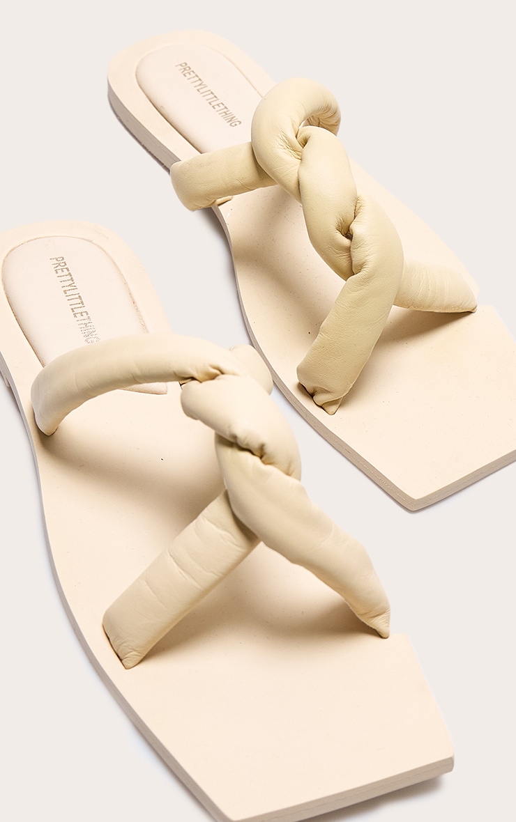 Sandales carrées en cuir véritable beige à brides rembourrées torsadées image 4