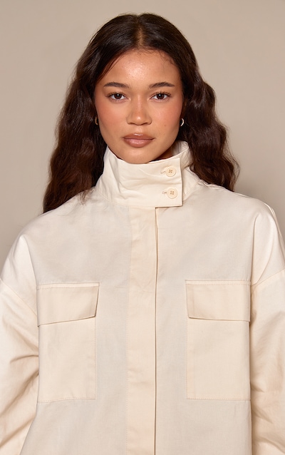 Chemise carrée en coton crème à col entonnoir