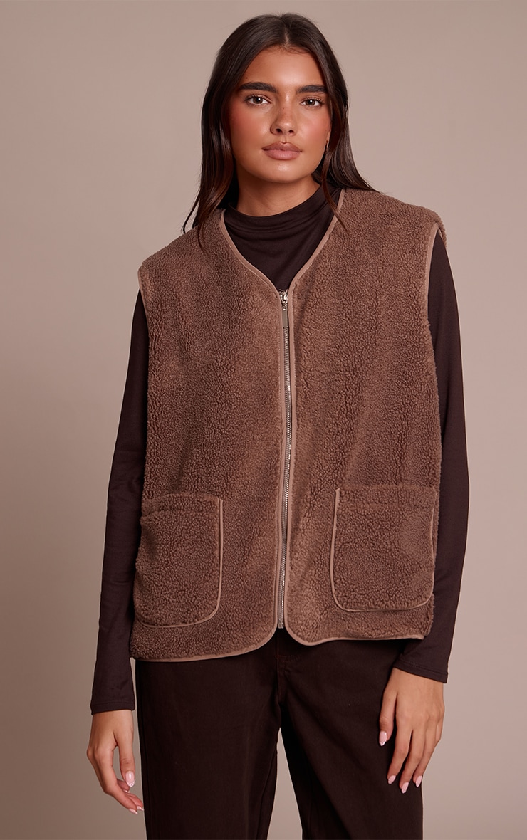 Borg Wool Blend Gilet in Chocolate