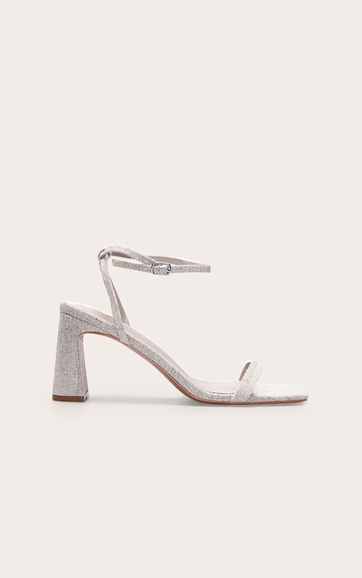 Sandales carrées en effet lin non coloré à brides fines et talon carré haut