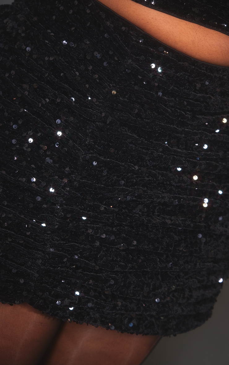 Plus Black Velvet Sequin Ruched Mini Skirt image 5