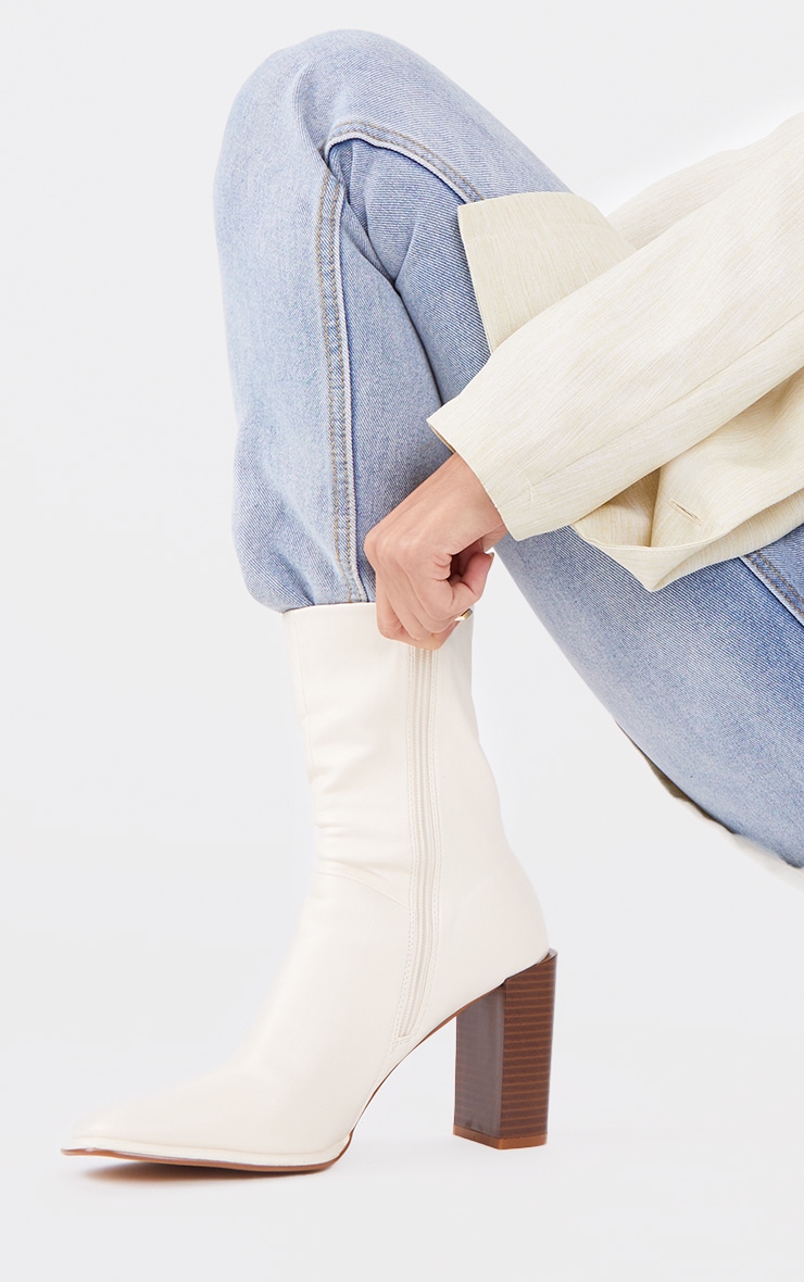 Cream Round Toe Block Heel Ankle Boots PrettyLittleThing