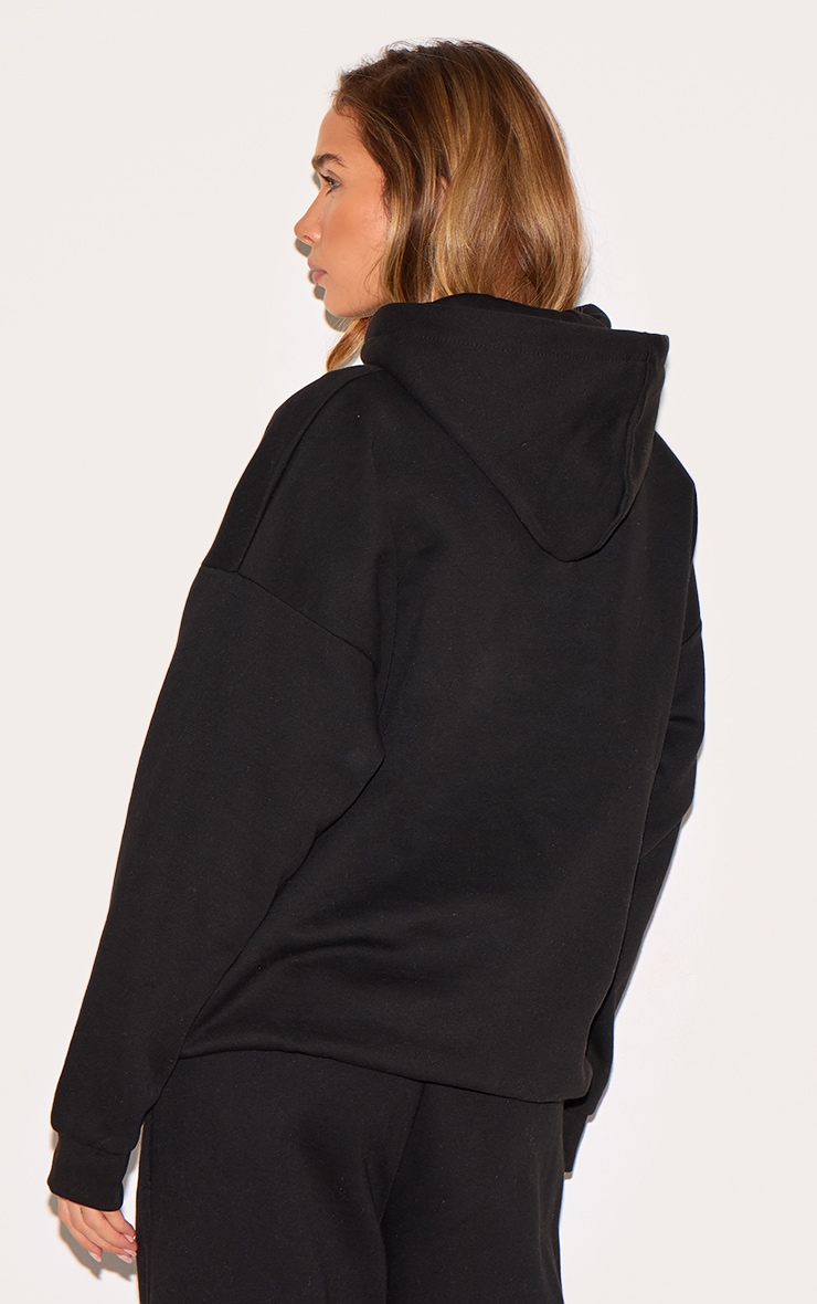 PRETTYLITTLETHING Black Contrasting Print Logo Oversized Hoodie image 2