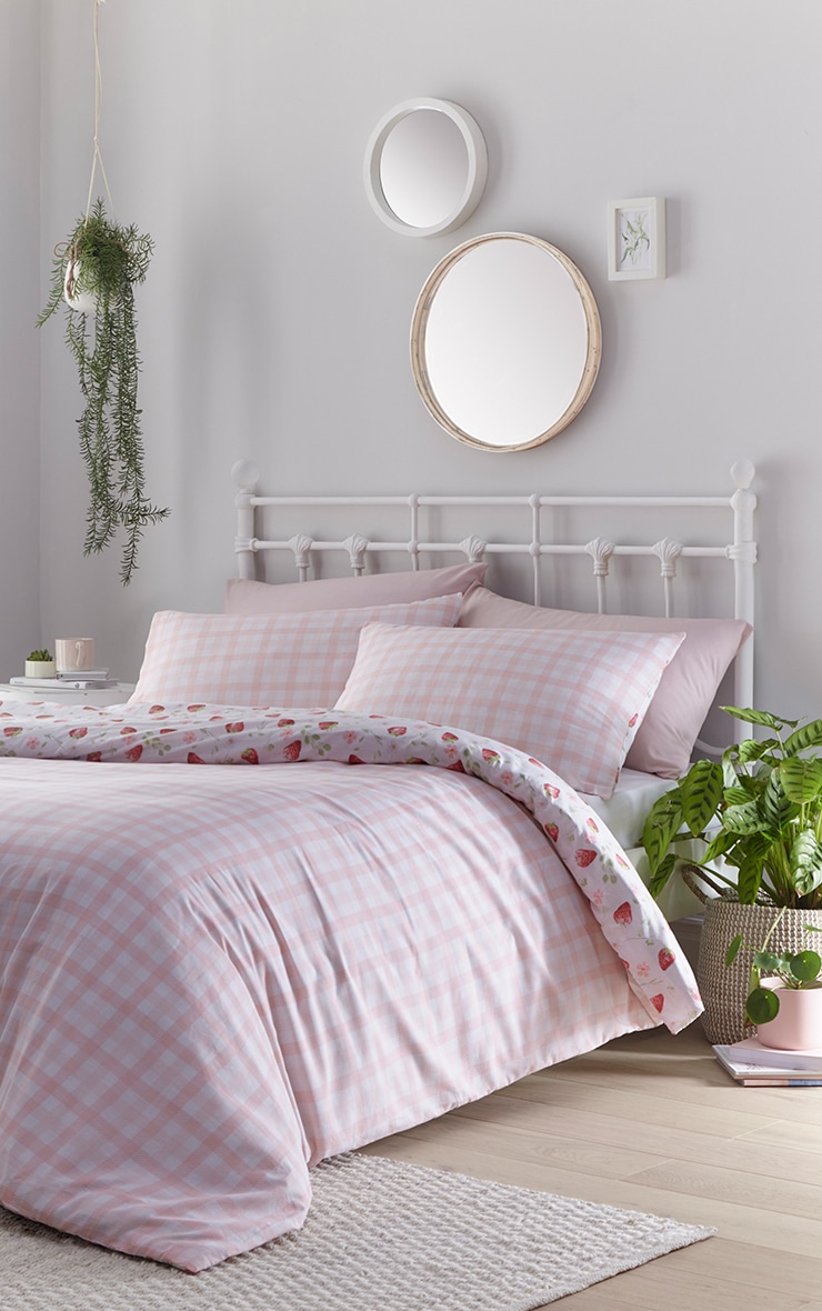 Strawberry Fields Double Duvet Set image 2