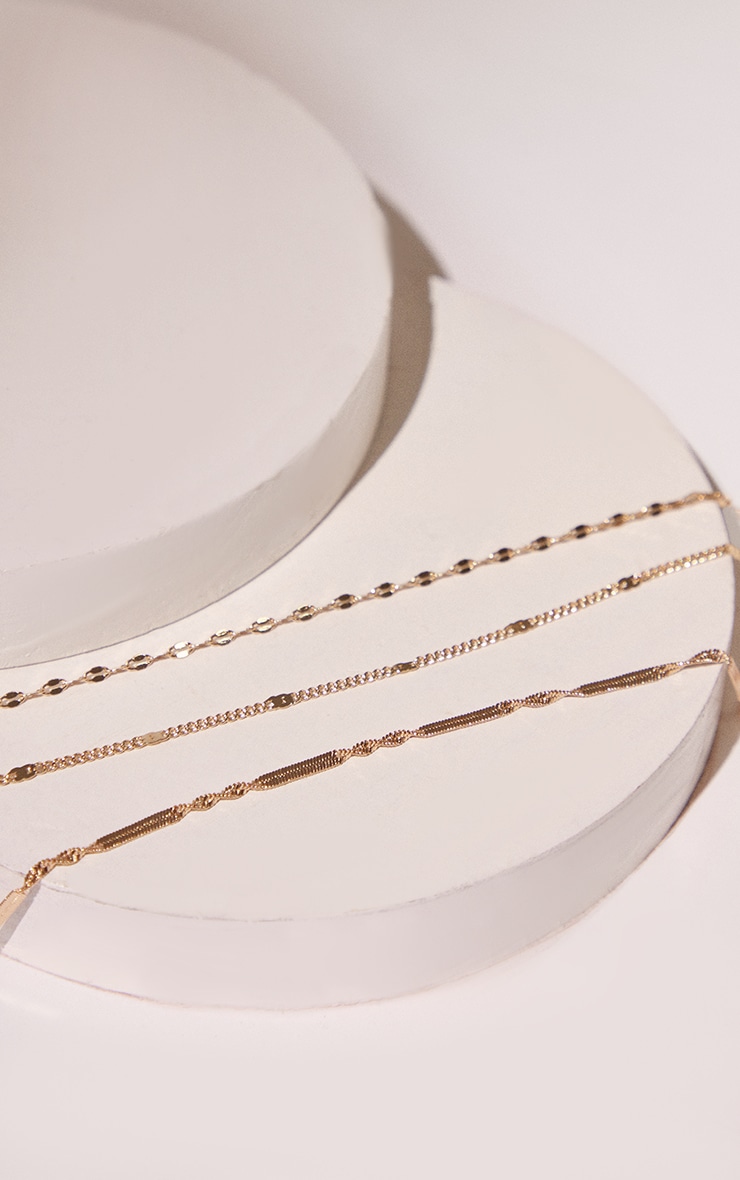 Gold Delicate Textured Chain Layered Necklace image 3