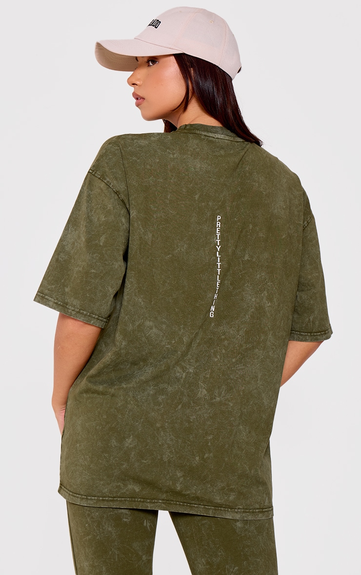 PRETTYLITTLETHING Khaki Print Washed Oversized T-shirt image 2