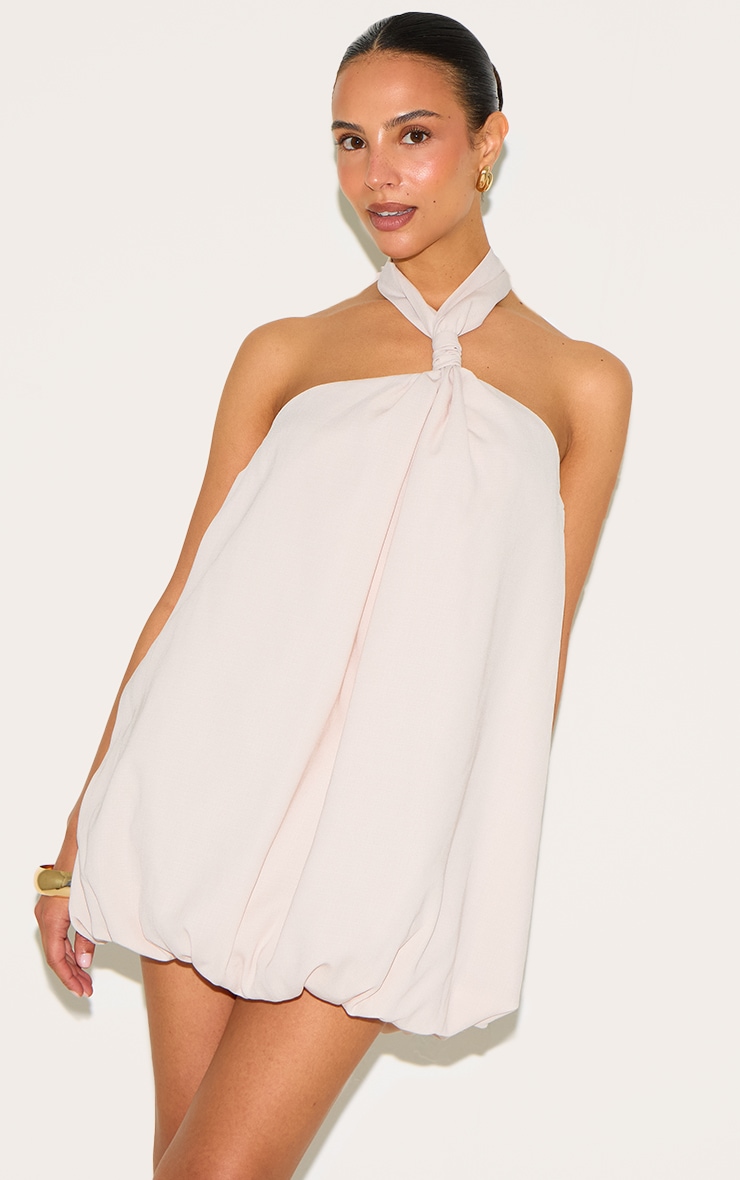 Petite Mini robe bouffante gris pierre à dos nu image 1