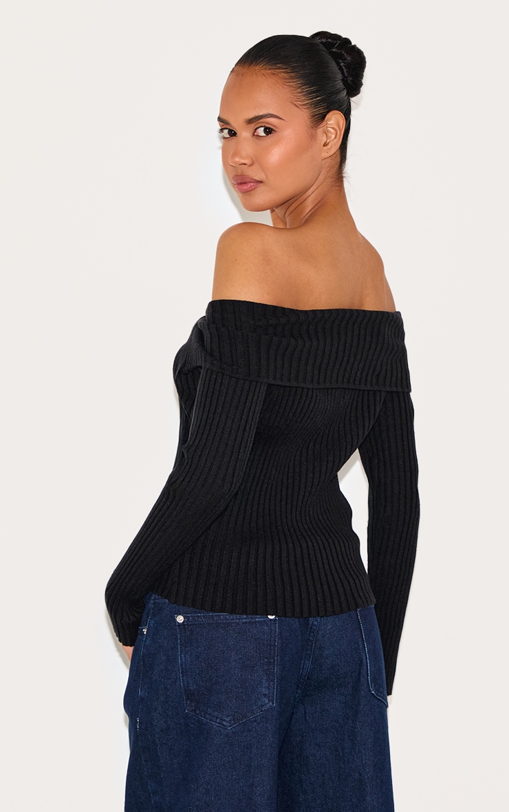 Top en maille tricot côtelée noire à boutons et détail replié image 2
