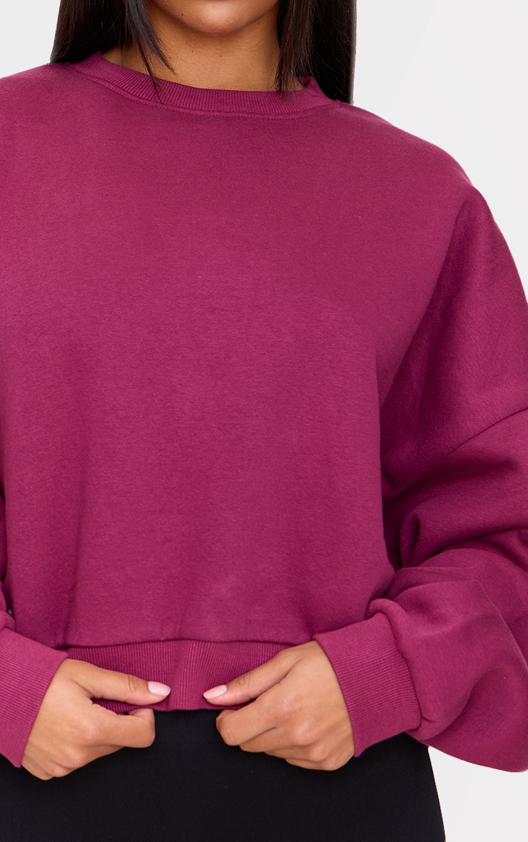 Sweat oversize prune à épaules carrées image 4