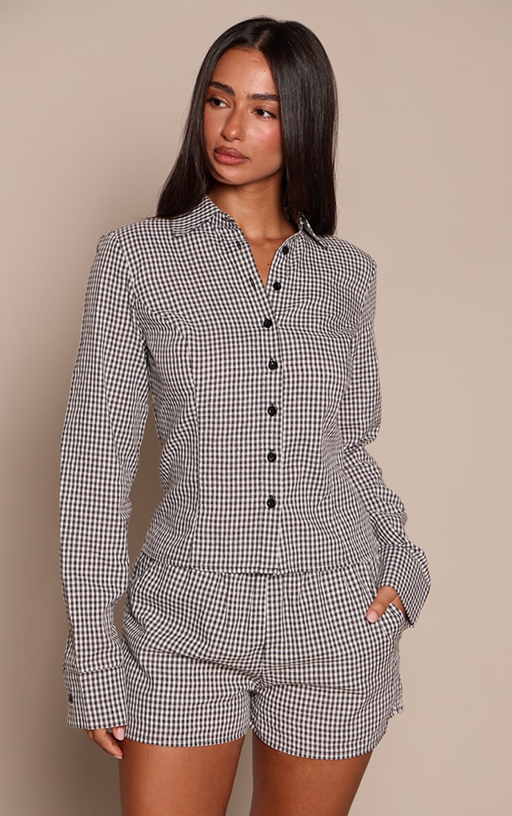 Petite Black Gingham Pleated Boxer Shorts image 4