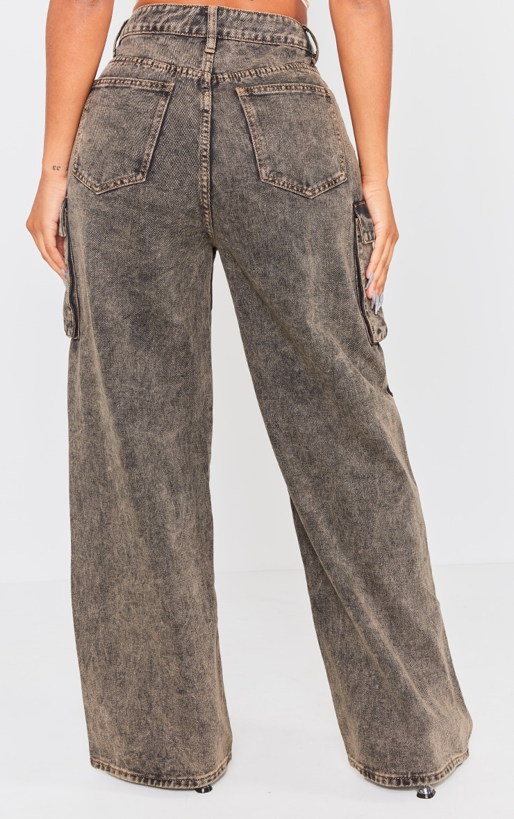 Shape Jean cargo en jean délavé marron à détail poches image 3