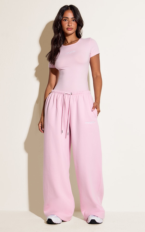 Petite Pink Prettylittlething Wide Leg Sweatpant