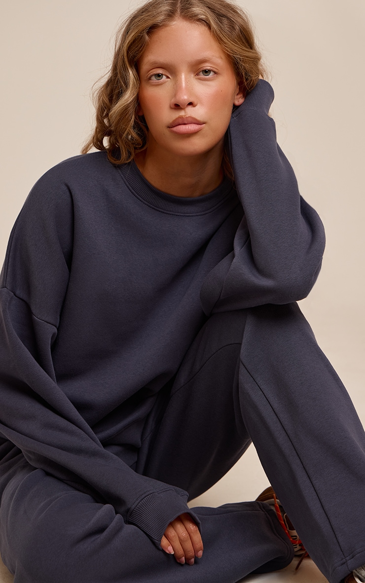 Ensemble survêtement bleu marine à sweat oversize image 1