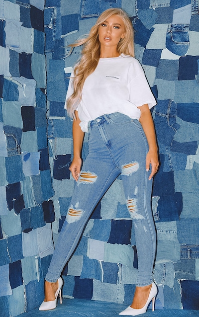 PRETTYLITTLETHING Light Wash Distressed 5 Pocket Skinny Jean