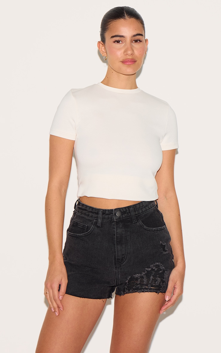 PRETTYLITTLETHING Washed Black Ripped Denim Mom Shorts image 4