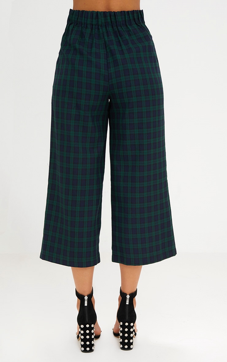 Navy Check High Waisted Culottes. Shop the range of Culottes today at PrettyLittleThing; Express 