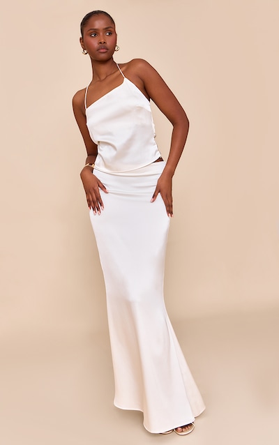 Jupe satinée longue crème à taille mi-haute