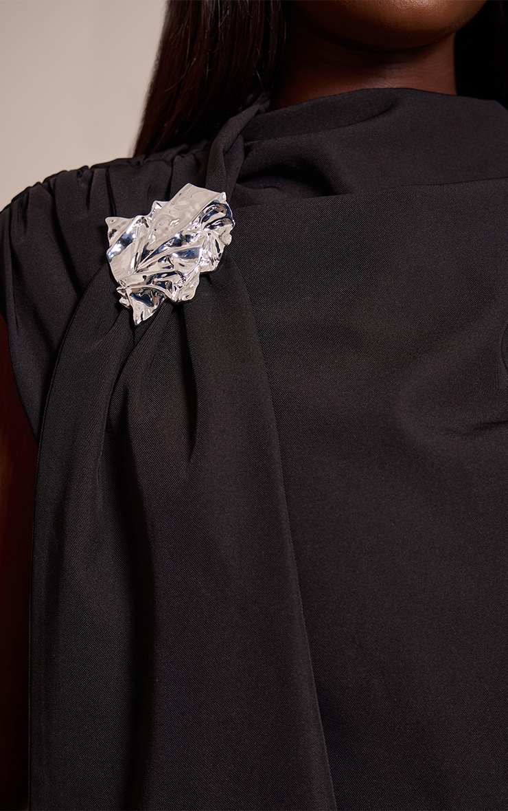 Plus Premium Black Woven Trim Detail Draped Crop Top image 4