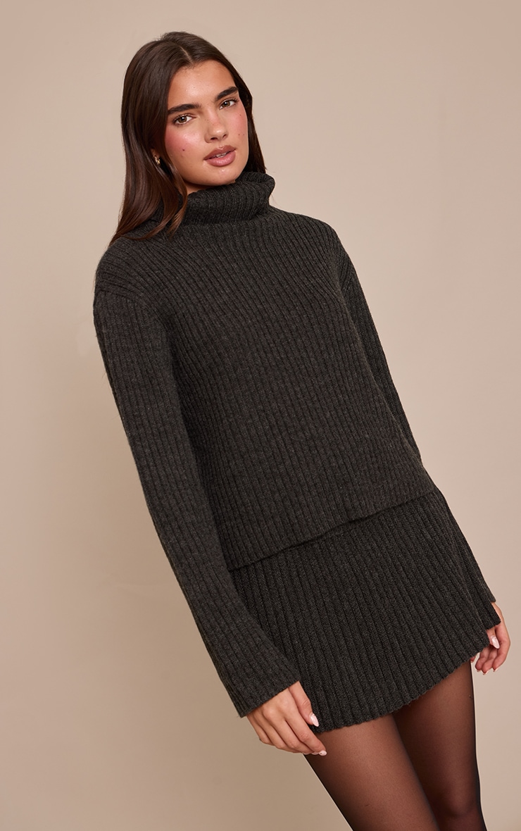 Grey Pleated Knitted Mini Skirt  image 2