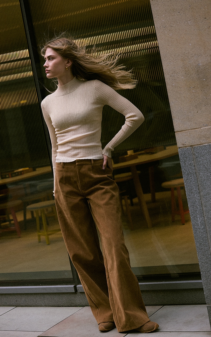 Pantalon droit en suédine camel image 2