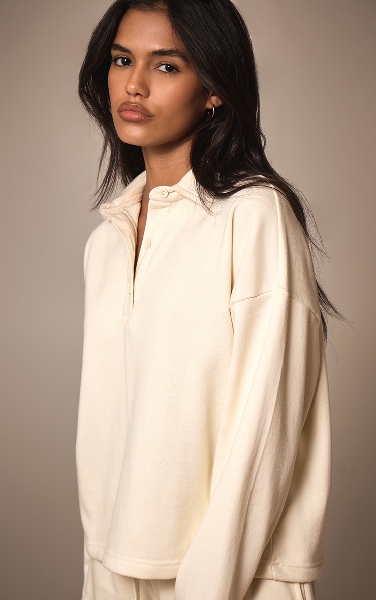 Sweat oversize doublé crème à col polo image 1