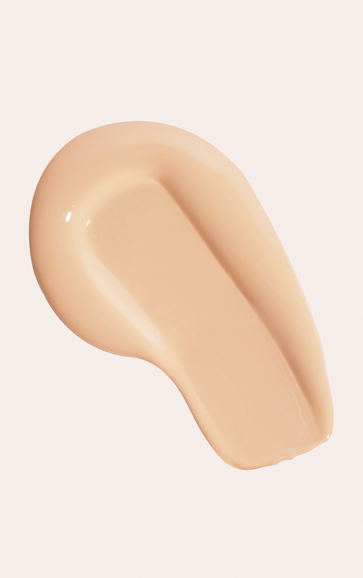 Revolution Skin Silk Serum Foundation F8.2N image 3
