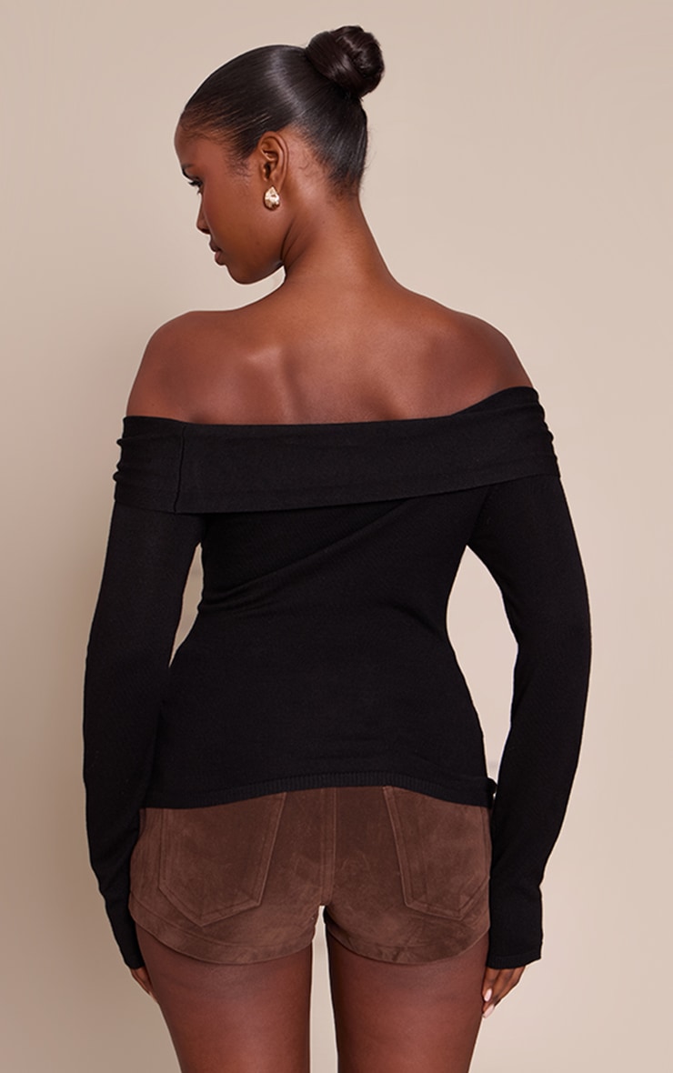 Top en maille tricot noire à épaules torsadéess et manches longues image 2