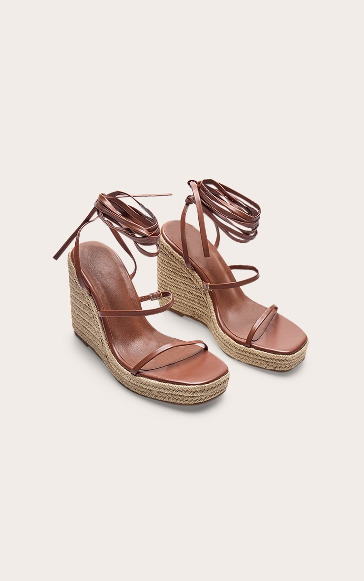 Compensés style espadrilles carrés en PU marron clair à talon haut et lacets image 3