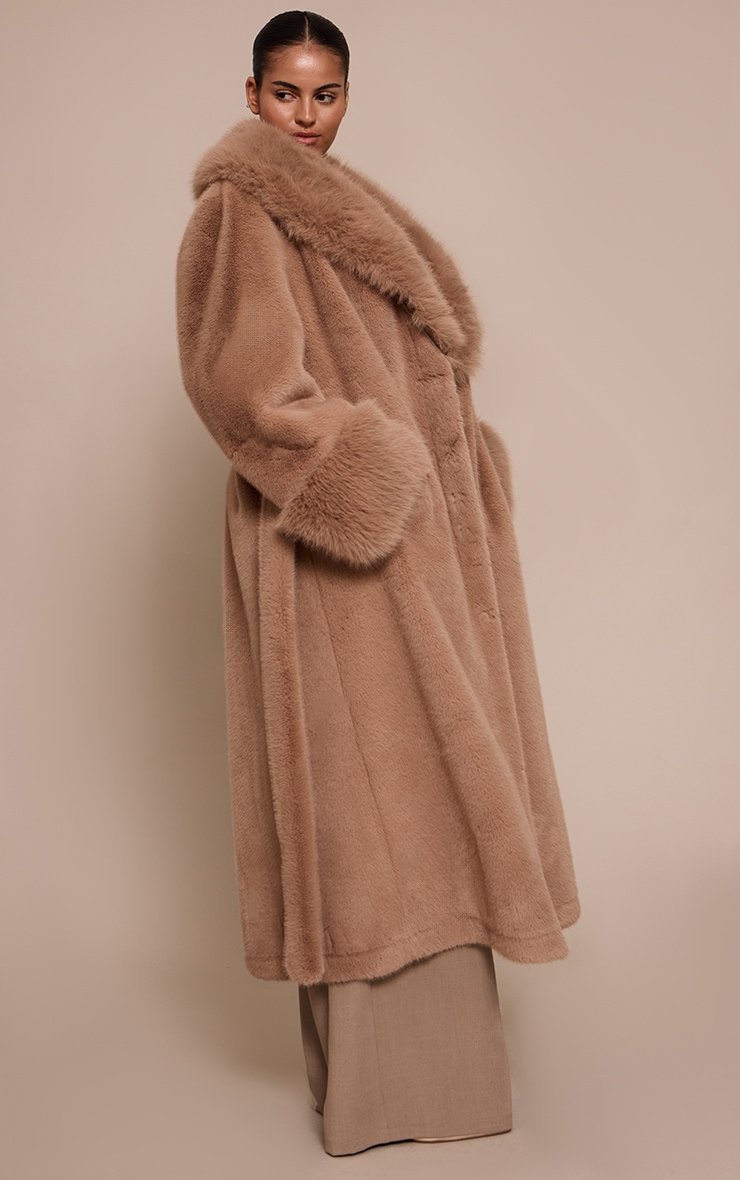Plus Manteau oversize en fausse fourrure gris champignon à nouer image 3