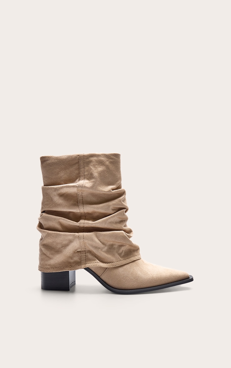 Bottines pointues amples repliées en suédine beige à talon carré image 2