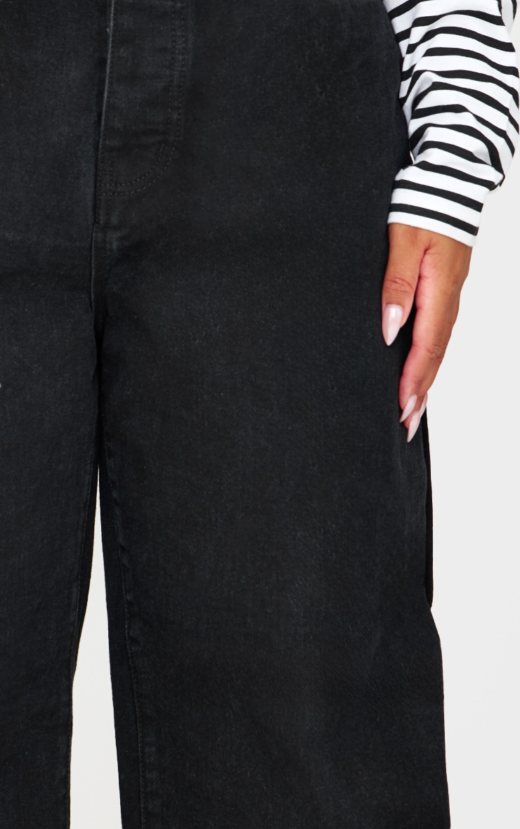 PRETTYLITTLETHING Plus Washed Black Boyfriend Jeans image 4