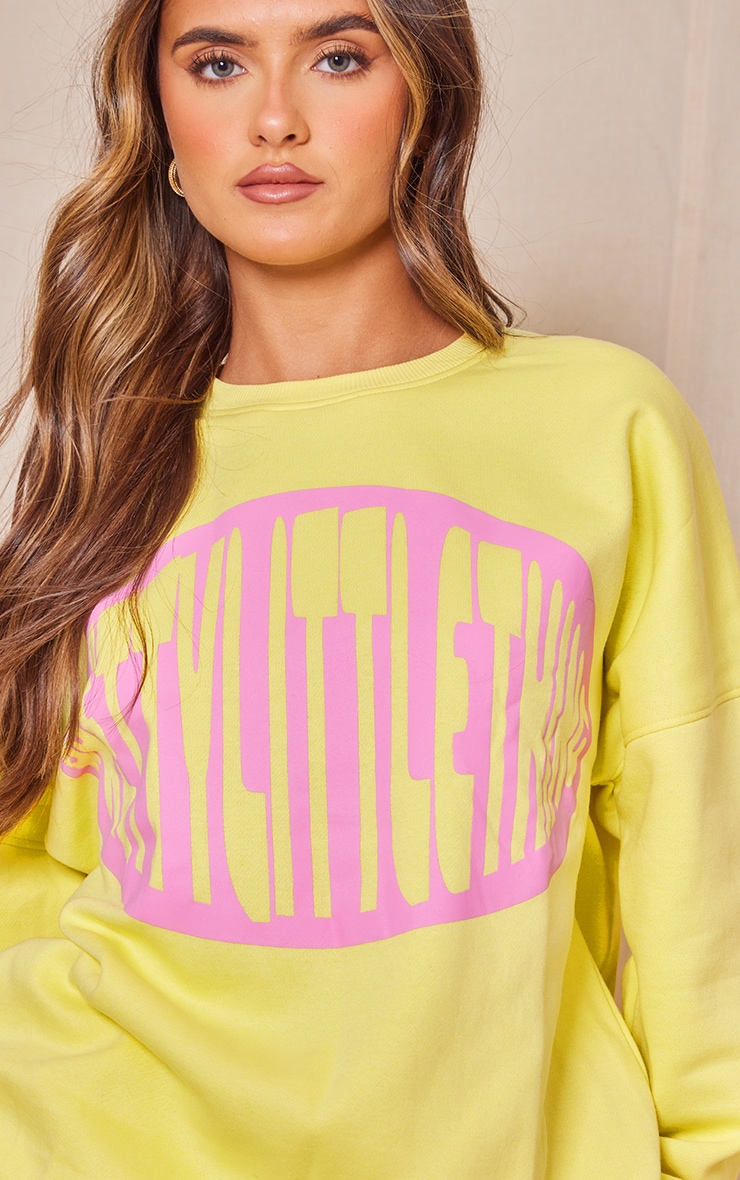 PRETTYLITTLETHING Lemon Oversized Printed Sweatshirt image 4