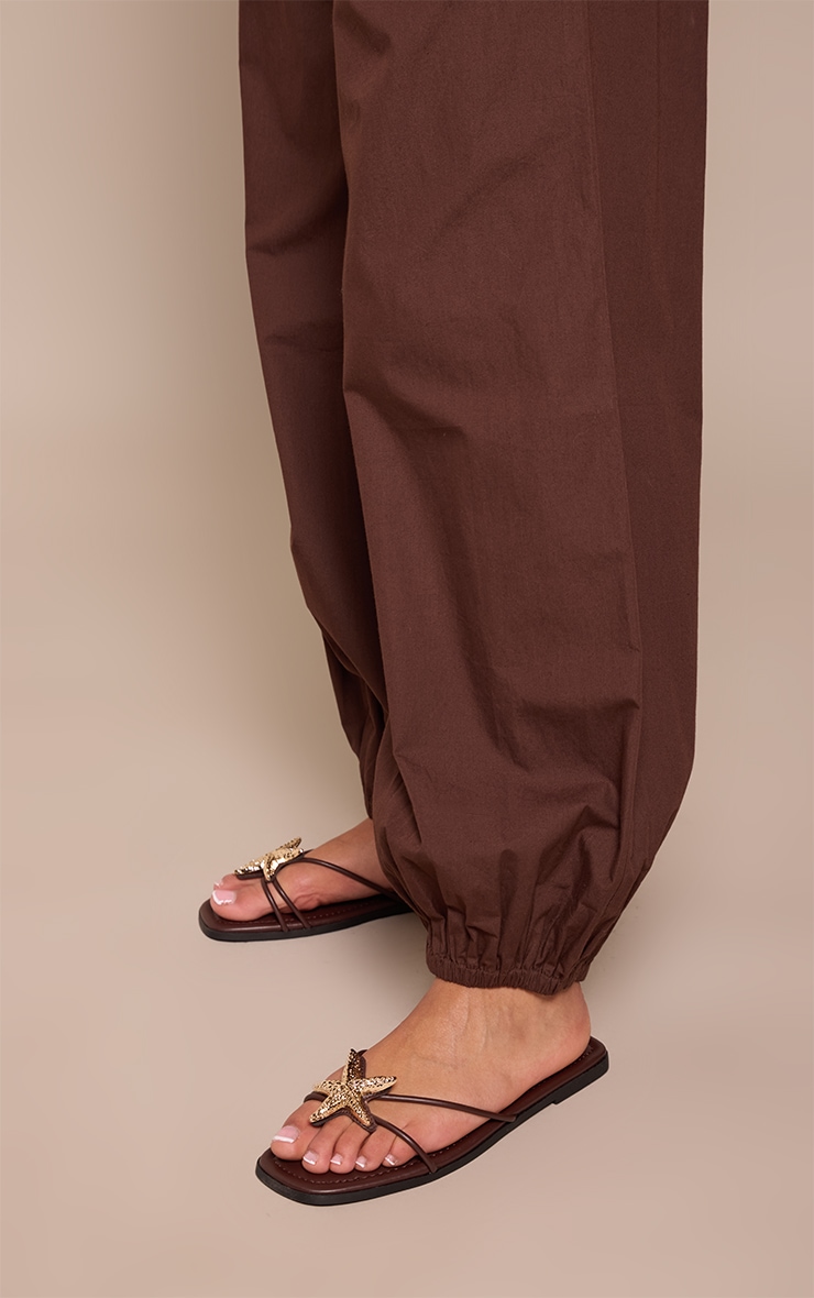 Chocolate Strappy Star Fish Flat Sandals