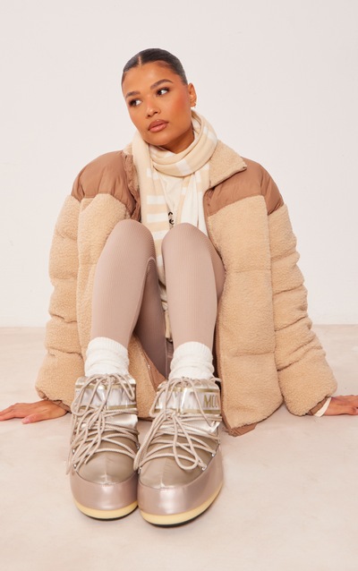 Gold Moon Boot Icon Low Glance