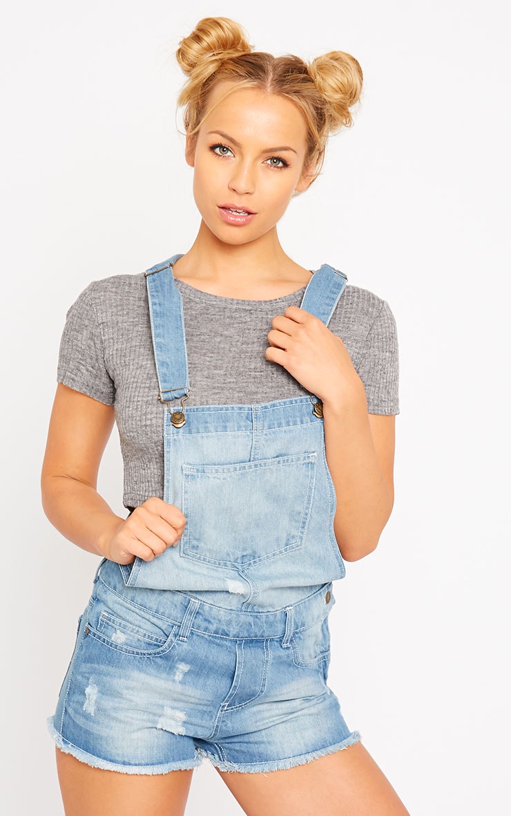 Junya Light Wash Denim Short Dungarees PrettyLittleThing