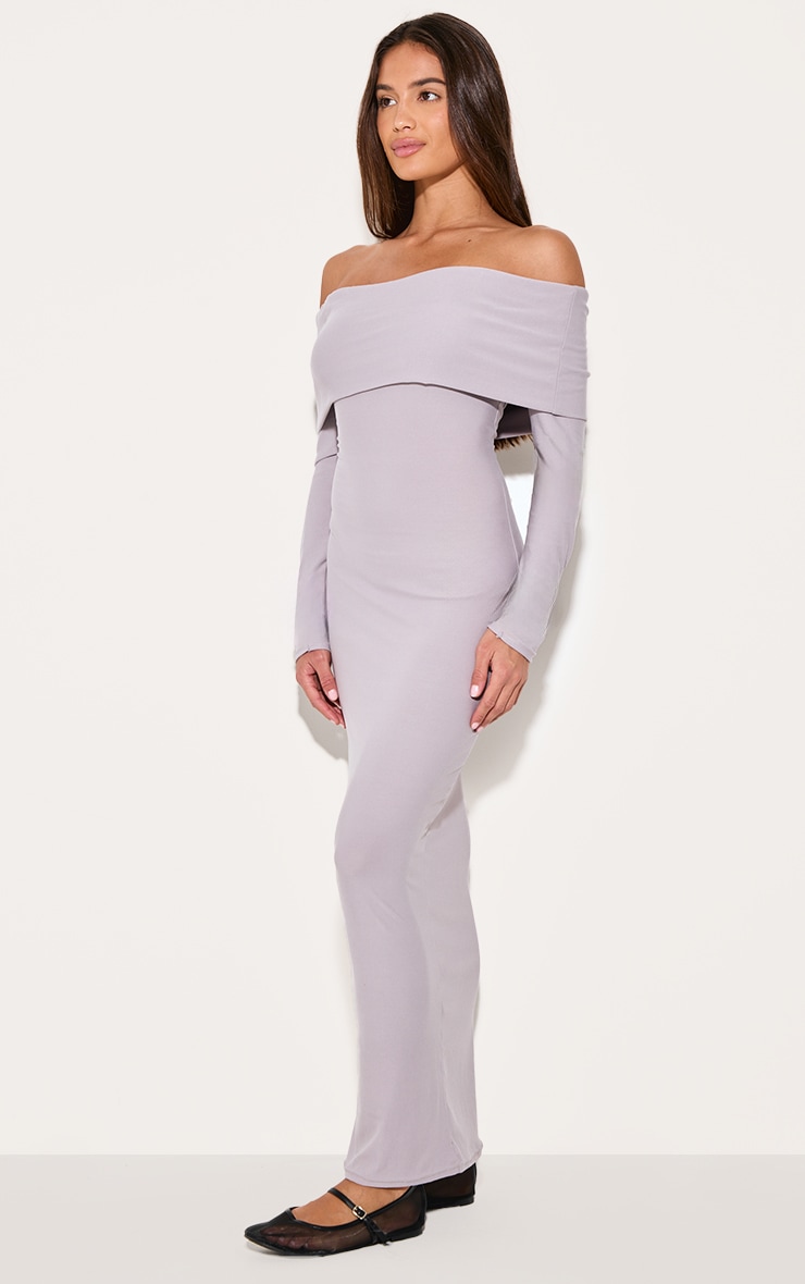 Robe longue douce grise à col bardot et manches longues image 3