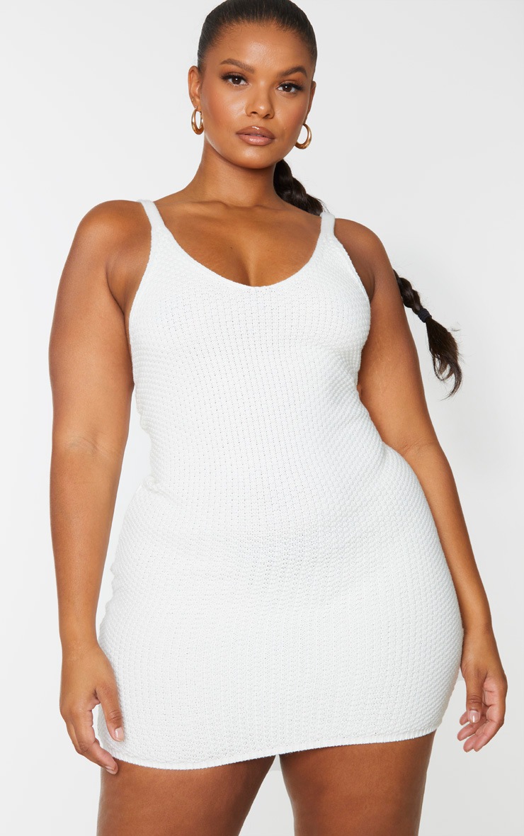 Plus Cream Knit Scoop Neck Bodycon Dress