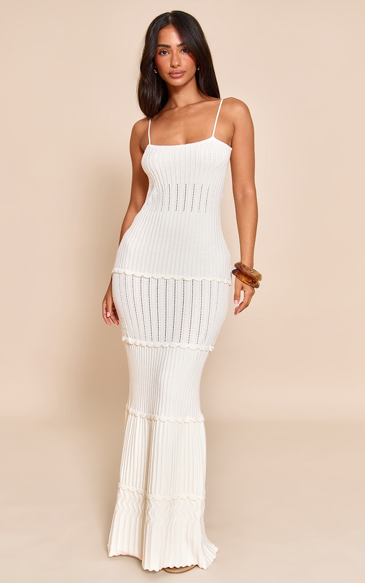 Petite Robe longue en maille tricot crème à bordures festonnées image 1