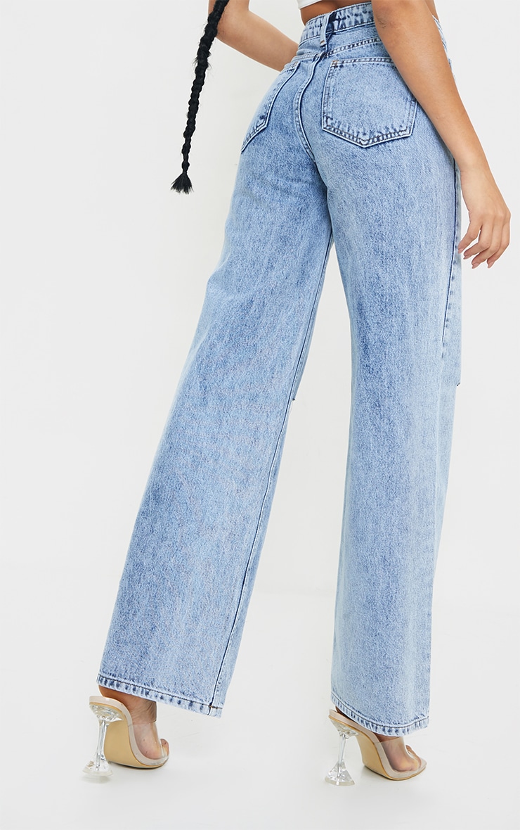 Light Bleach Wash Knee Rip Baggy Wide Leg Jeans PrettyLittleThing QA
