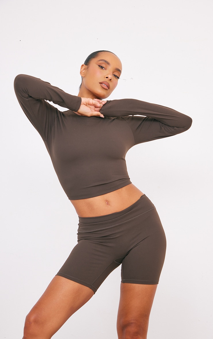 Espresso Ultimate Sculpt Long Sleeve Crop Gym Top image 3