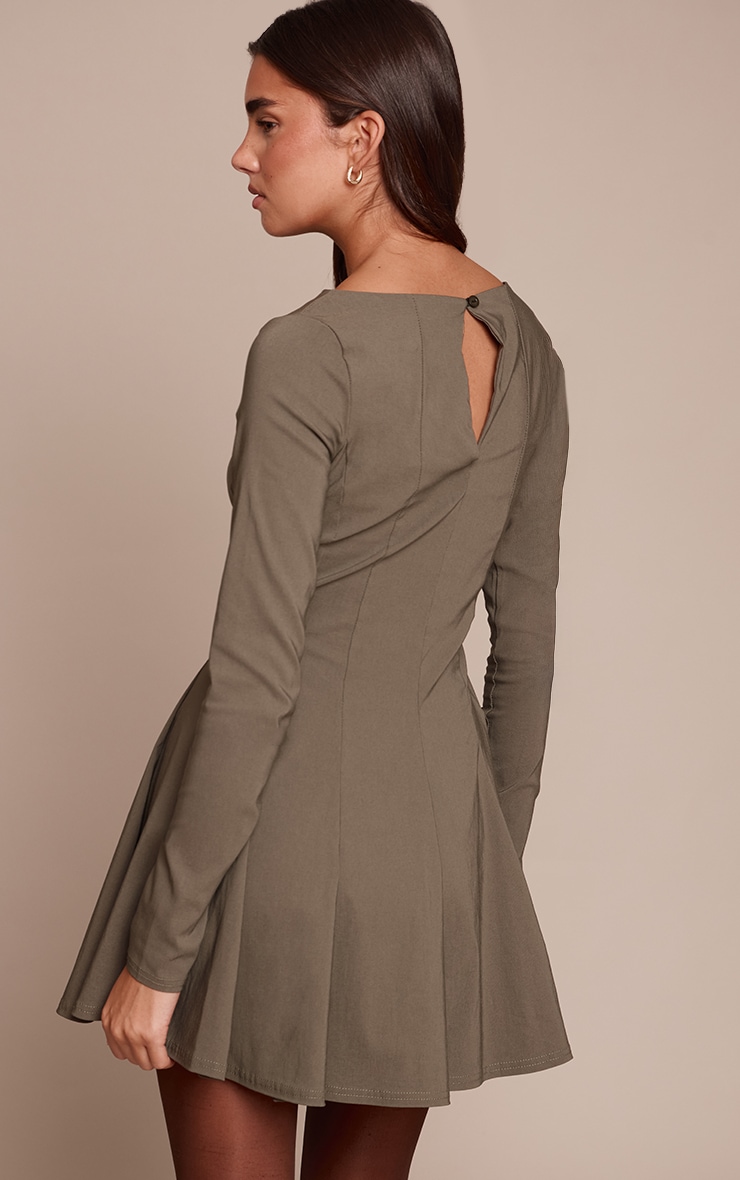 Khaki Stretch Woven Boat Neck Long Sleeve Pleated Shift Dress image 2