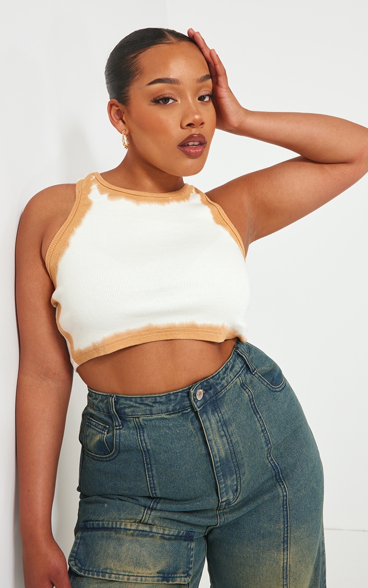 racer neck white top