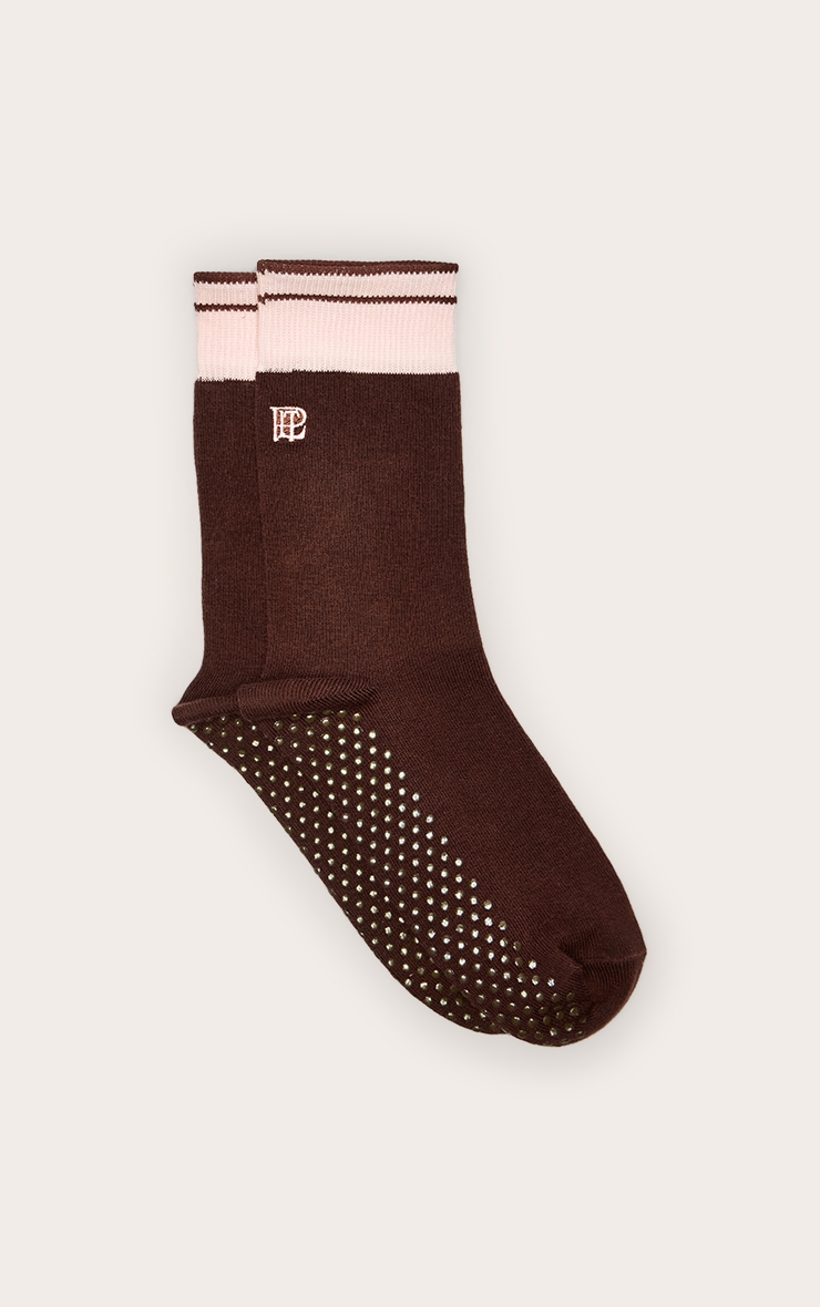 PrettyLittleThing Chocolate Embroidered Gripper Socks image 2