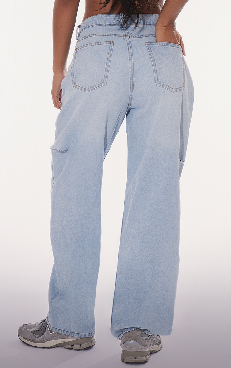 PRETTYLITTLETHING Light Blue Wash Thigh Split Boyfriend Jeans image 3