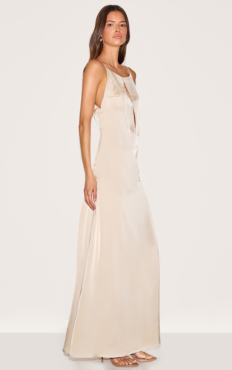 Robe nuisette en matière satinée à découpe goutte d'eau image 3
