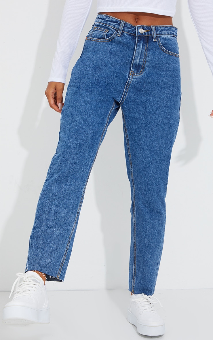 PLT Blue Wash Raw Hem Cropped Slim Mom Jea PrettyLittleThing QA
