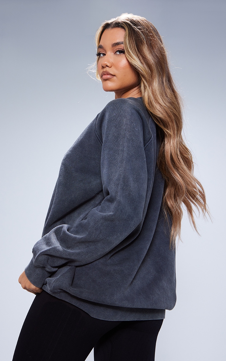 PRETTYLITTLETHING Charcoal New Vibe Embroidered Acid Wash Sweatshirt image 2