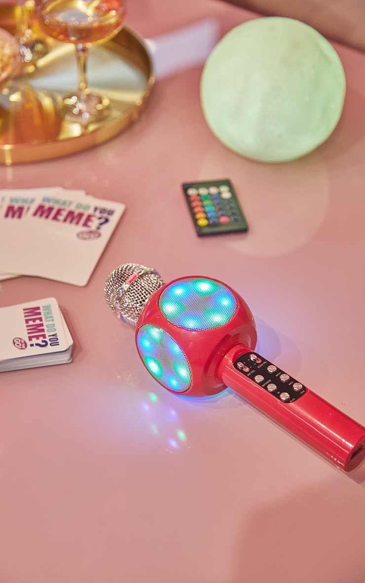 Karaoke Bluetooth Microphone 1