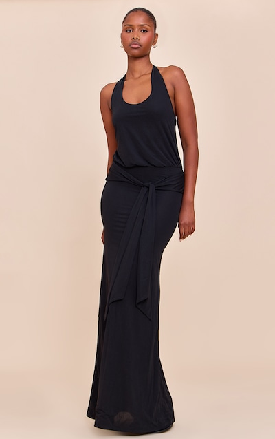 Robe longue en mousseline doublée noire à dos nu et col goutte d'eau