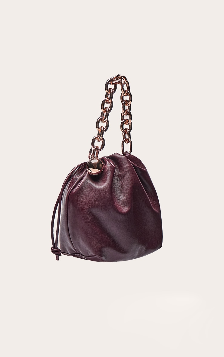 Sac à main style pochette bordeaux à chaîne perle image 3